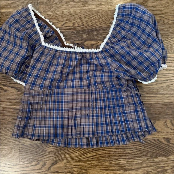 Hill House Home - The Paulina Top, size medium - Picture 2 of 5